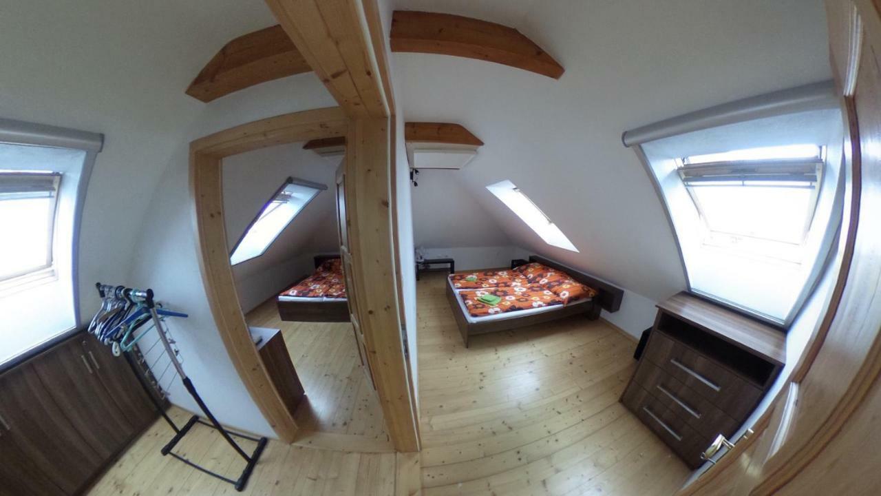 Ubytovani Mikulov Extérieur photo