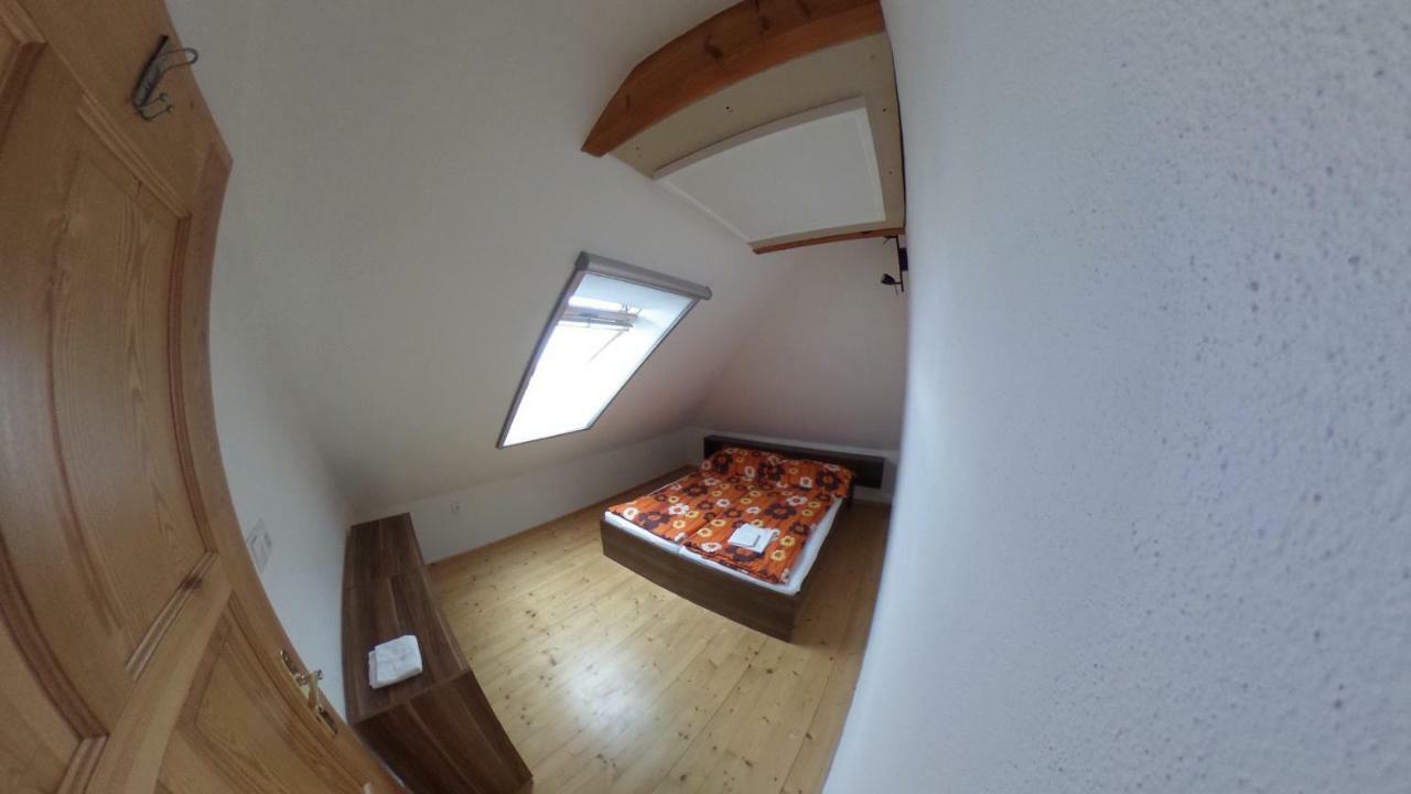 Ubytovani Mikulov Extérieur photo